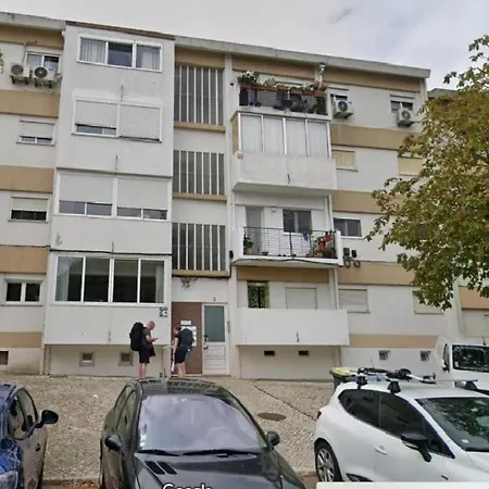 Airport - Std 2 - Ar Condicionado - Cave 20m2 215ft2 - Full Equipped - Ring Bell E * Lissabon