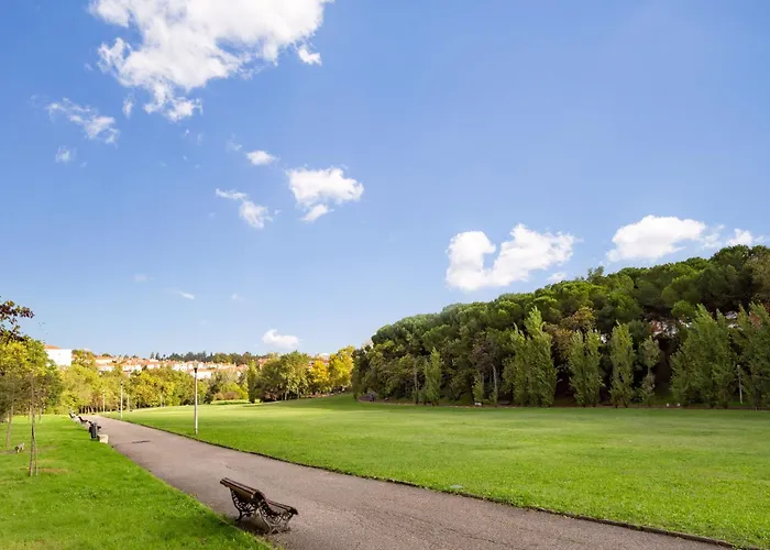 Airport - Std 2 - Ar Condicionado - Cave 20m2 215ft2 - Full Equipped - Ring Bell E * Lissabon
