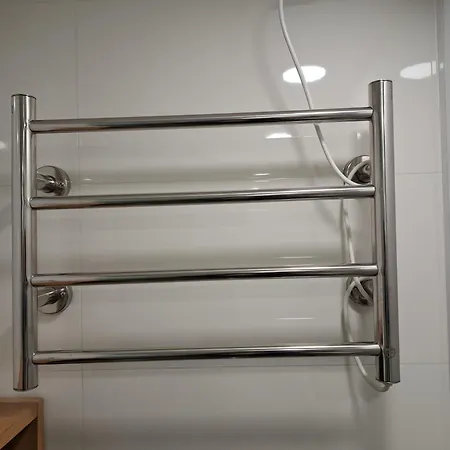 شقة Airport - Std 2 - Ar Condicionado - Cave 20m2 215ft2 - Full Equipped - Ring Bell E *