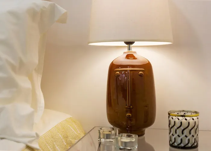 Apartamento Airport - Std 2 - Ar Condicionado - Cave 20m2 215ft2 - Full Equipped - Ring Bell E